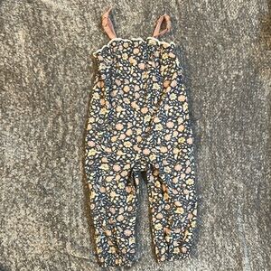 EUC Savannah Floral Jumpsuit with cute bow straps 24months